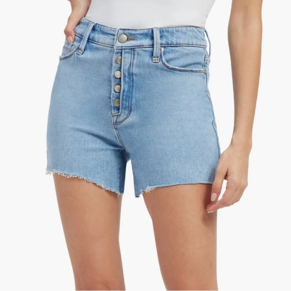 Good American Bombshell High Rise Exposed Button Front Shorts New Size‎ 20